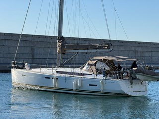 2011 Jeanneau Sun Odyssey 439