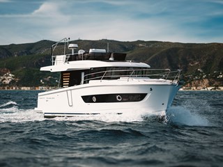 Beneteau Swift Trawler 37 for sale